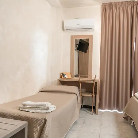 Hotel Cristallo Paestum 3*