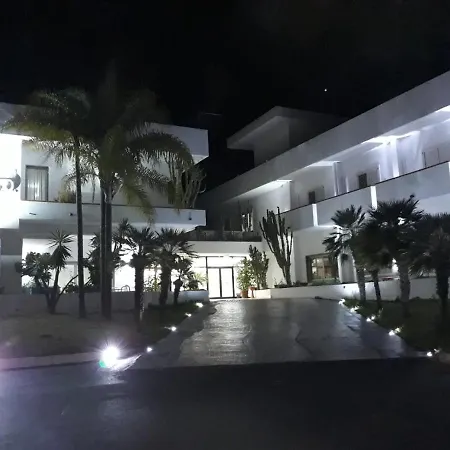 Cristallo Paestum Hotel 3*